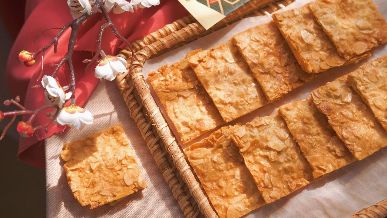 Cách làm bánh ngói hạnh nhân đơn giản, giòn tan bùi bùi vừa ngon vừa lành mạnh