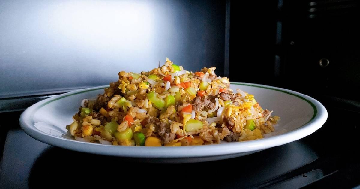 Cách làm cơm yến mạch rang, chỉ 10 phút là có món ăn lành mạnh để giữ dáng