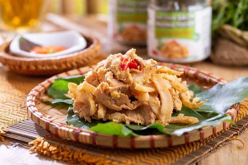 Thịt chua Thanh Sơn thức đặc sản được nhiều người chọn mua khi về Phú Thọ giỗ Tổ