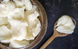 Mỡ lợn để cả năm không hỏng nếu cho thêm gia vị này khi rán