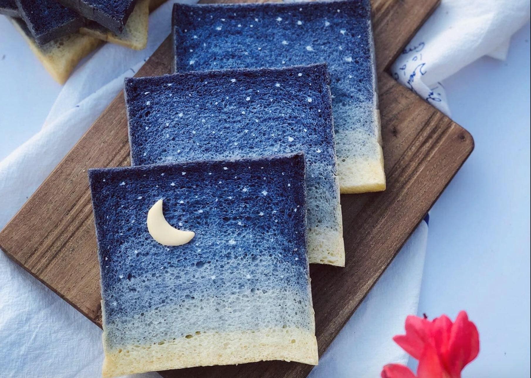 Cách làm bánh mì sandwich ombre bầu trời đêm đẹp như một bức tranh, hóa ra không khó như bạn nghĩ