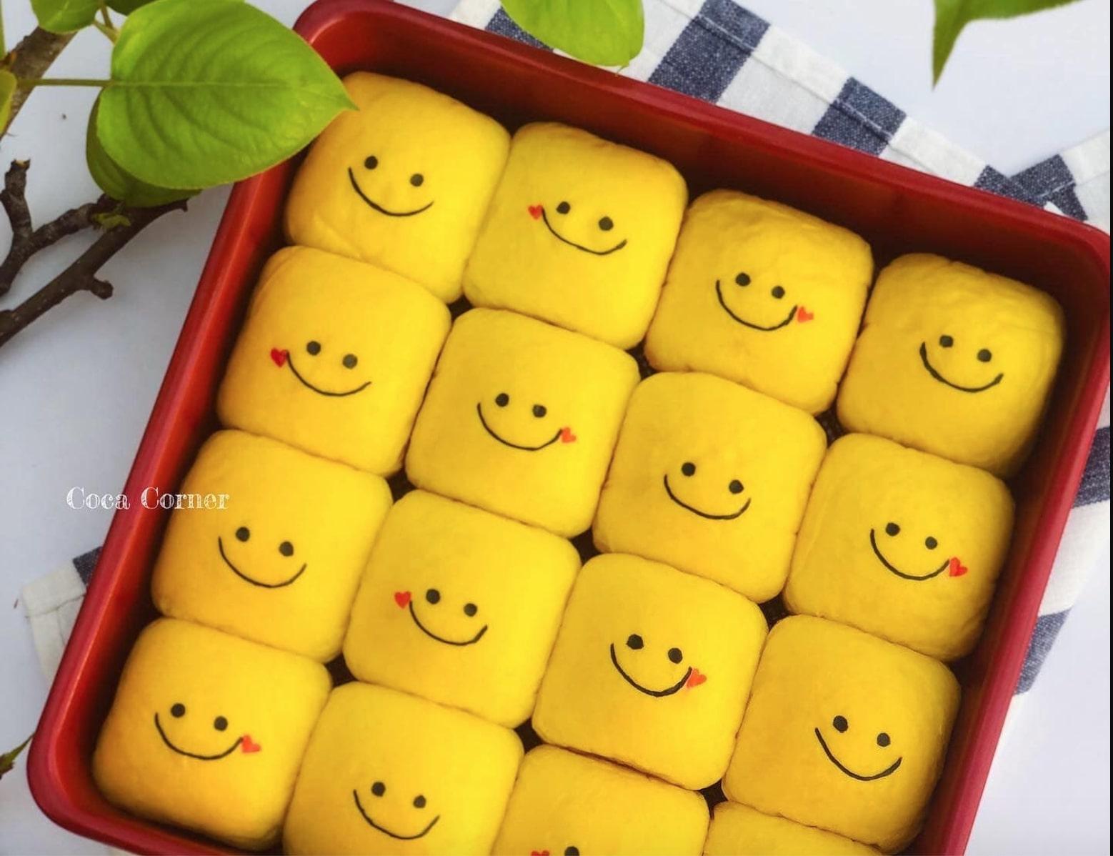 Cách làm bánh mì trôi nước mè đen dẻo ngọt ngon "tụt lưỡi", lại bắt mắt khi chụp hình sống ảo