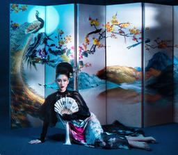 Á hậu Hà Thu đẹp ma mị với phong cách liêu trai đêm Trung thu 2020