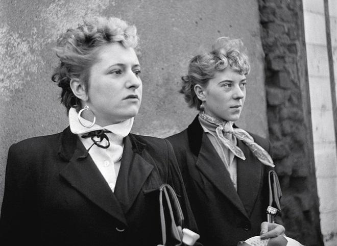 Thời trang "Teddy Girls" những năm 1950 với sức hút vượt thời gian