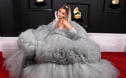 Những bộ trang phục mang tính biểu tượng của Ariana Grande