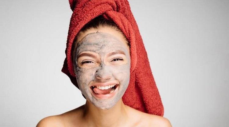 Mặt nạ sủi bọt là gì? Có tác dụng nào đối với làn da của bạn?