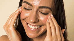 Những điều cần lưu ý khi mua mỹ phẩm trang điểm cho da dầu