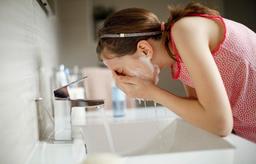 Cách trị mụn dậy thì hiệu quả từ chuyên gia