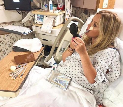 Lên bàn đẻ cũng phải "lồng lộn": Trào lưu trang điểm trước lúc lâm bồn