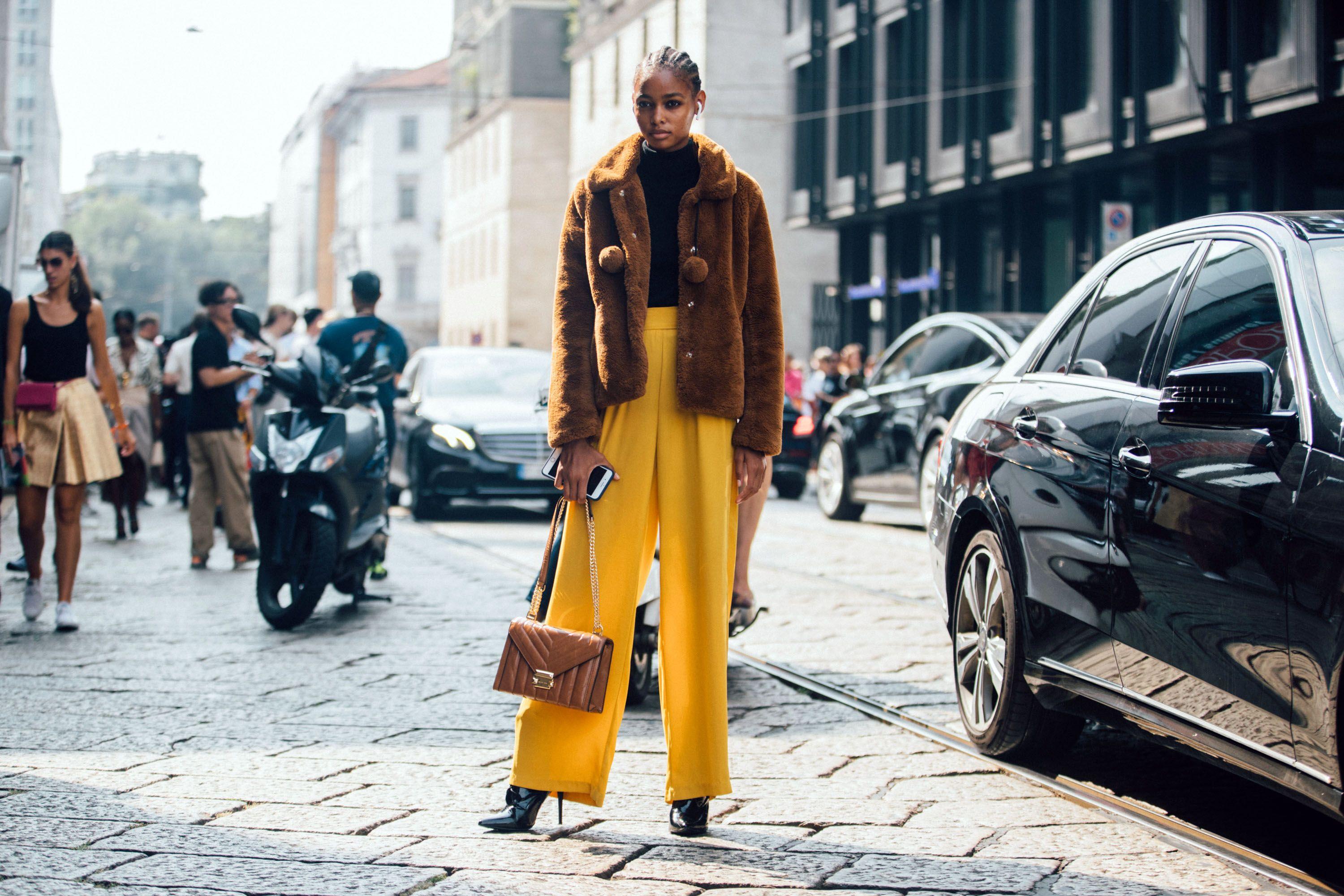 Nằm lòng 3 tips này để diện áo khoác lông đi quẩy cuối năm thật sang