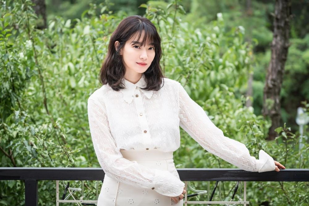 Shin Min Ah trở thành gương mặt đại diện mới của Givenchy Beauty Hàn Quốc