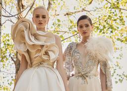 Các nhà mốt lớn rút khỏi Tuần lễ thời trang Paris Haute Couture 2021