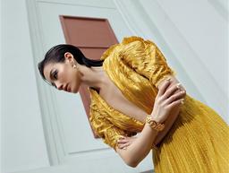 Cô em Trendy Khánh Linh chơi "hệ cứu rỗi" thời trang thảm đỏ WeChoice Award 2020