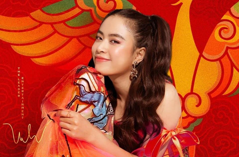 Những ngôi sao mang vũ điệu tranh dân gian Đông Hồ vào thời trang