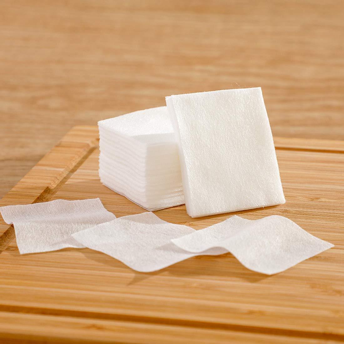 Tại sao bạn nên vứt bỏ bông tẩy trang?