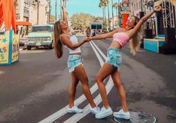 4 lọ kem chống nắng cho cơ thể nhất định phải sở hữu để vượt qua mùa hè