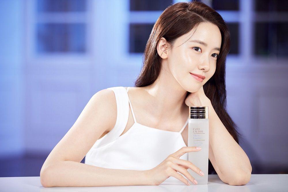 Kể từ khi debut, Yoona luôn là nàng thơ được yêu mến của các hãng mỹ phẩm