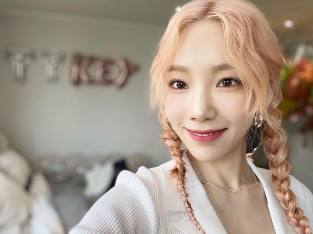 Hè này, sao Hàn đang mê như điếu đổ kiểu tóc tết bím chuẩn nàng thơ