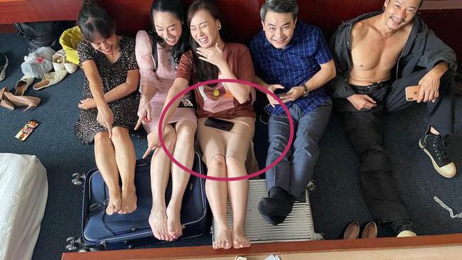 Để đừng bị hiểu lầm là không mặc gì như Nam (Hương Vị Tình Thân)
