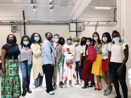 Anna Wintour khen ngợi NTK Việt tại tuần lễ thời trang Milan