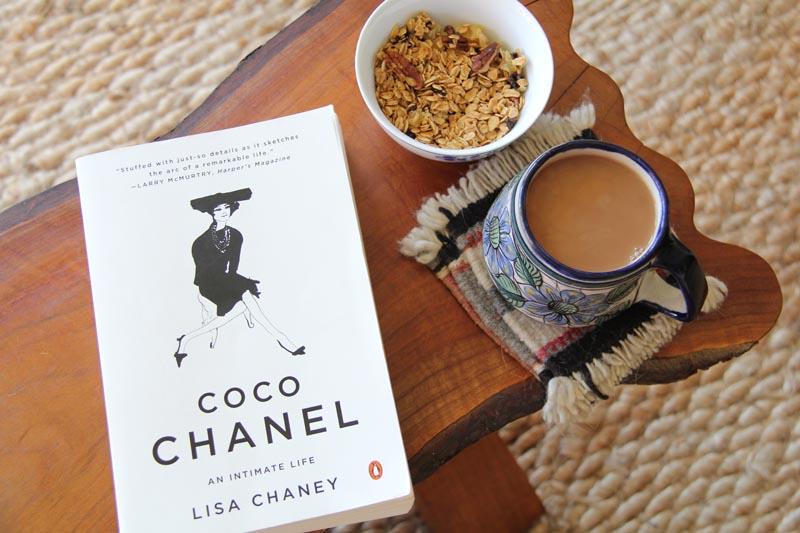 5 quyển sách vén màn biên niên sử cuộc đời của những nhà thiết kế nổi tiếng