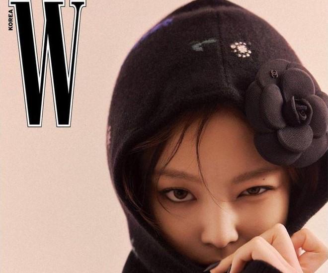 Jennie BLACKPINK hóa cố ca sĩ Bowie trên bìa tạp chí W Hàn Quốc
