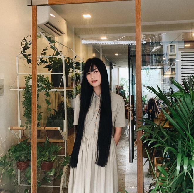 Sự thật đằng sau màn xuống tóc bất ngờ của Helly Tống