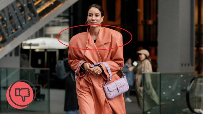 Blazer và trench coat có những chi tiết này thì có cho không cũng đừng nên nhận