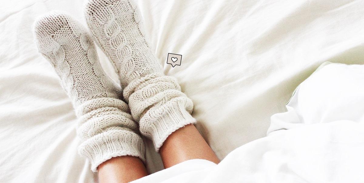 Đông rồi, học gái Hàn mua ngay 6 kiểu tất này, đảm bảo vừa xinh vừa ấm