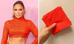 Dùng khăn giấy, thậm chí... băng vệ sinh để thấm mồ hôi nách, tại sao không?