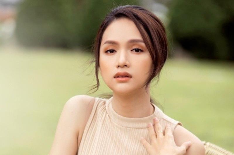 HOT: Hương Giang đăng bài xin lỗi, xin khép lại những lùm xùm gần đây