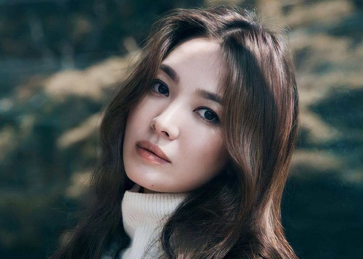 Rộ nghi án Song Hye Kyo đã có tình mới là em trai của bạn thân