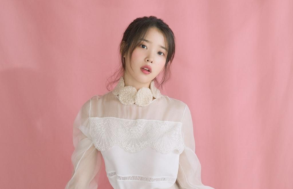 IU được an toàn khi mới nổi tiếng nhờ nghe lời một lời tiên tri