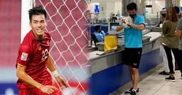 Tiến Linh gặp rắc rối vì mang 1 thứ từ Dubai về nước