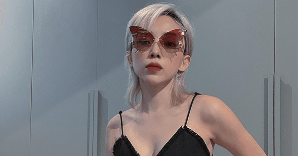 Tóc Tiên đem túi hiệu đi bán đại hạ giá để quyên góp từ thiện