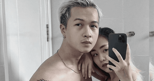 Du Uyên lại đăng ảnh bên "tình tin đồn" trong nhà tắm