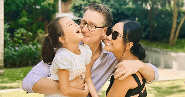 Đoan Trang kỷ niệm ngày cưới: Tự tin khoe xài chồng 9 năm không hao