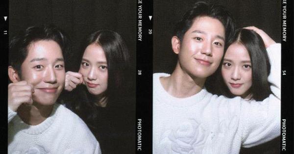 Loạt ảnh tạp chí đẹp như "tiên đồng ngọc nữ" của Jisoo (BLACKPINK) và Jung Jae In