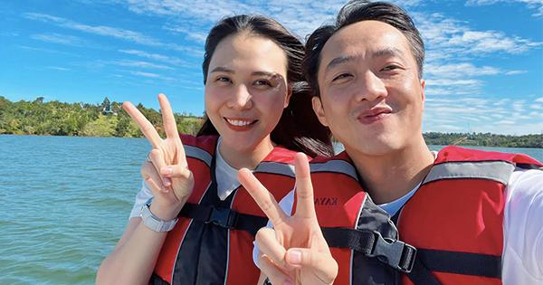 Vợ chồng Đàm Thu Trang - Cường Đô La lần đầu đi chơi riêng mà không có con