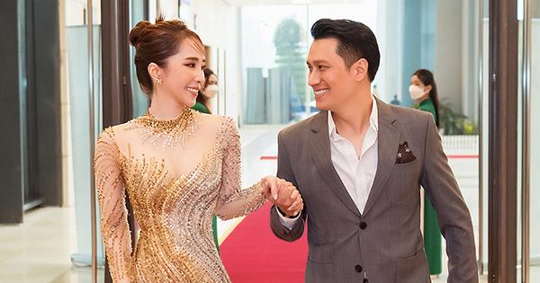 Hôm qua sao làm gì (27/12): Việt Anh, Quỳnh Nga "tay trong tay" tình tứ, Minh Hằng chưa muốn cưới