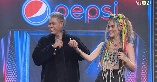 Rap Việt tập 12: Nữ rapper nóng bỏng team Wowy mang bạn trai lên sân khấu, HLV trầm trồ khen ngợi