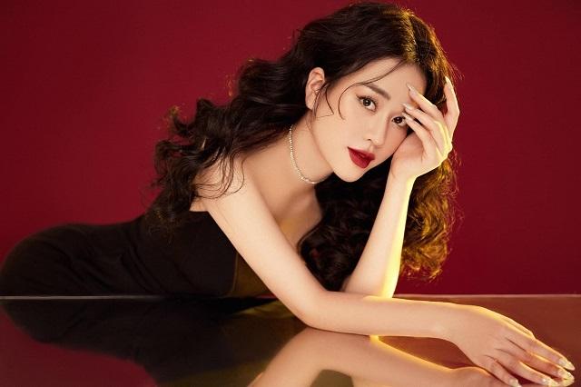 Ngô Mai Phương là ai? MC "Bữa trưa vui vẻ" xuất thân nghèo khó, kết hôn ở tuổi 24