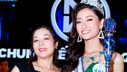 22 tuổi, là hoa hậu đình đám nhưng Lương Thùy Linh vẫn bị mẹ đối xử như trẻ con