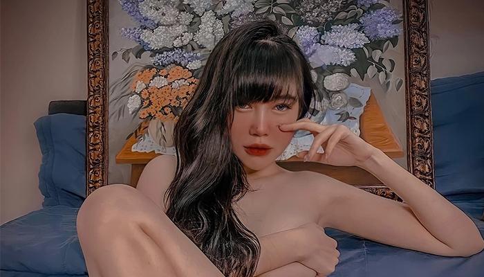 Elly Trần chơi lớn, không mặc gì chụp cả bộ ảnh