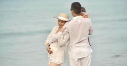 Phanh Lee mang bầu lần 2, công khai loạt ảnh cực tình bên chồng đại gia