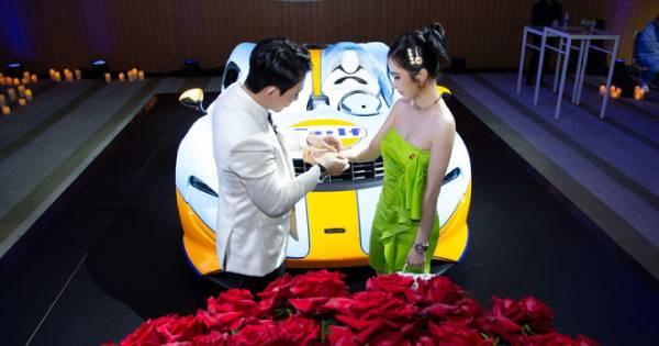 Bức ảnh mừng 9 năm ngày cưới của Minh Nhựa: Dát triệu đô lên người mới sang