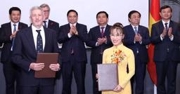 Một trường thuộc ĐH Oxford đổi tên thành "Thao College" để tri ân CEO Vietjet Nguyễn Thị Phương Thảo