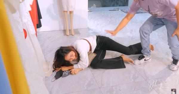 H'Hen Niê vét hết đồ trong nhà đi đấu giá, giờ không còn gì