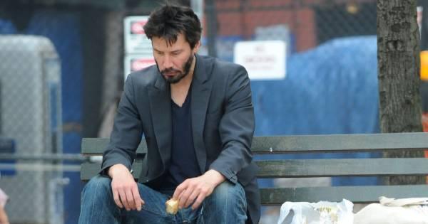 Sự thật đằng sau bức ảnh nỗi đau vĩ đại của Keanu Reeves từng khiến MXH "dậy sóng"