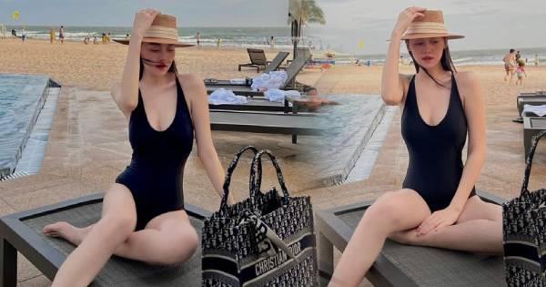 Á hậu Tường San lần đầu diện áo tắm sau khi lên chức mẹ ở tuổi 21